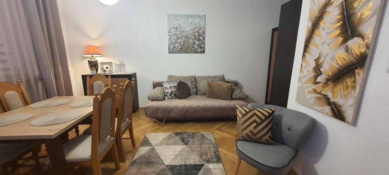 Apartament Trini クウォツコ エクステリア 写真