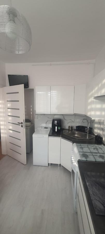 Apartament Trini クウォツコ エクステリア 写真