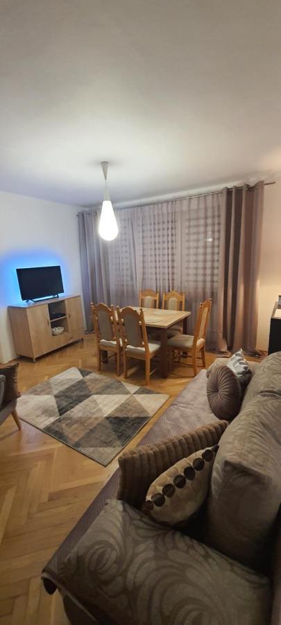 Apartament Trini クウォツコ エクステリア 写真